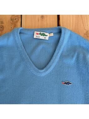 Lacoste style sears 80’s cotton sweater crocodile v neck